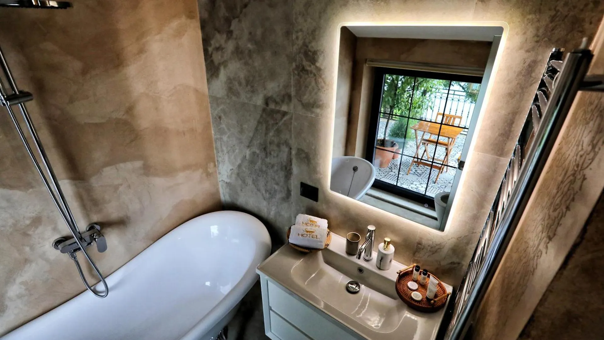 Hotel Labiatan Zogaji