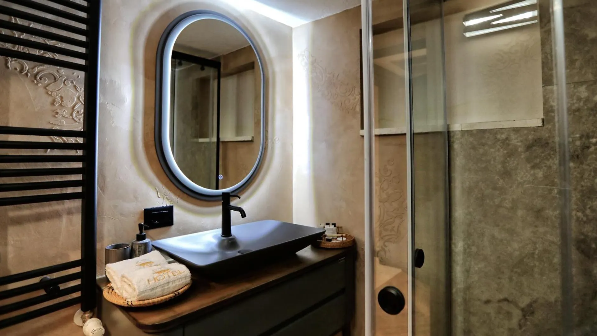 Hotel Labiatan Zogaji Albanien