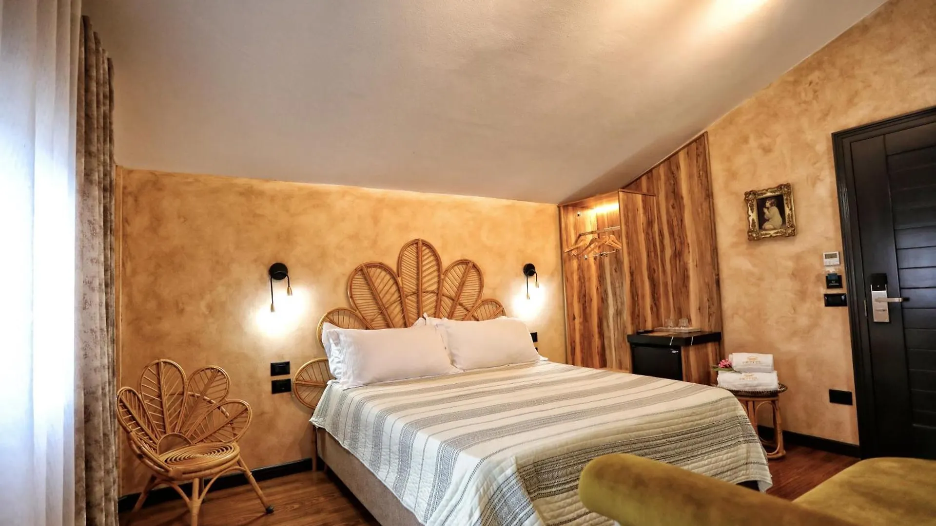 Hotel Labiatan Zogaj  3*, Zogaj (Shkoder) Албания
